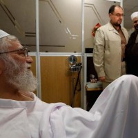 عيادة العلماء والشخصيات للإمام الخامنئي حفظه الله في المستشفى